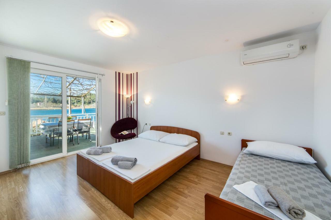 Apartments Barbir Плоче Экстерьер фото