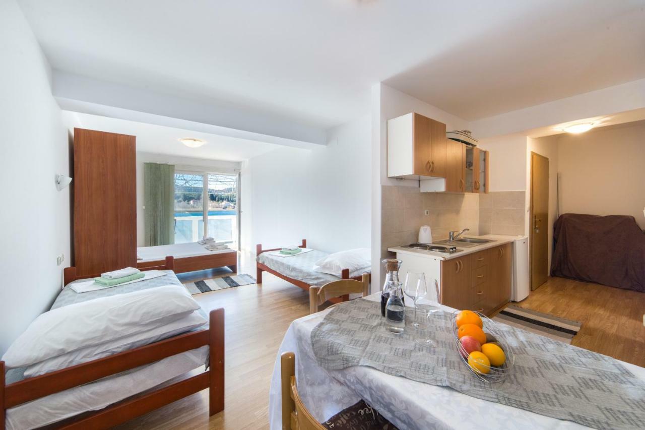 Apartments Barbir Плоче Экстерьер фото