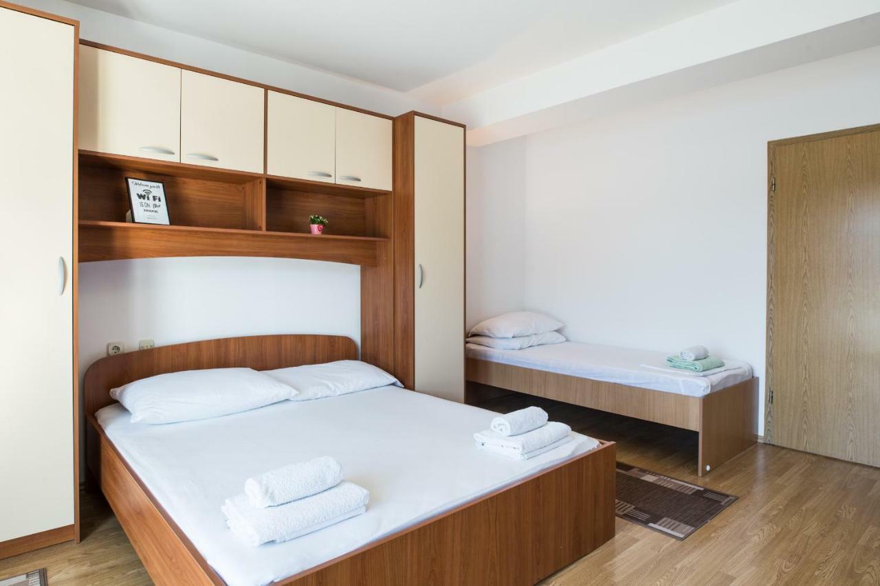 Apartments Barbir Плоче Экстерьер фото