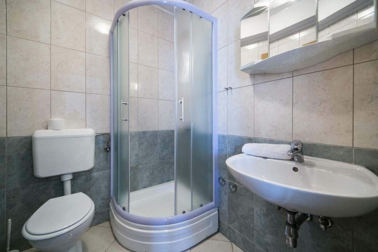 Apartments Barbir Плоче Экстерьер фото