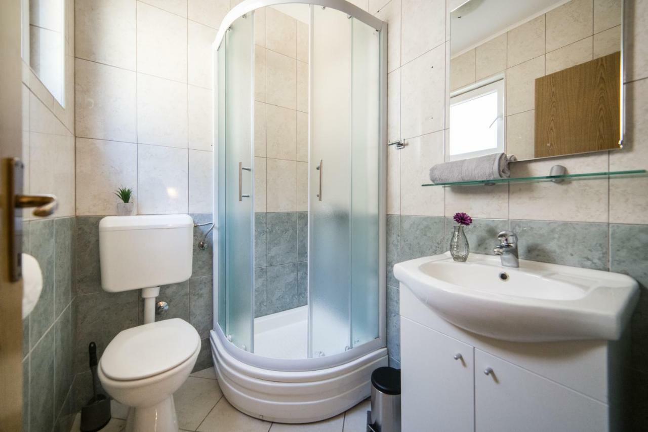 Apartments Barbir Плоче Экстерьер фото